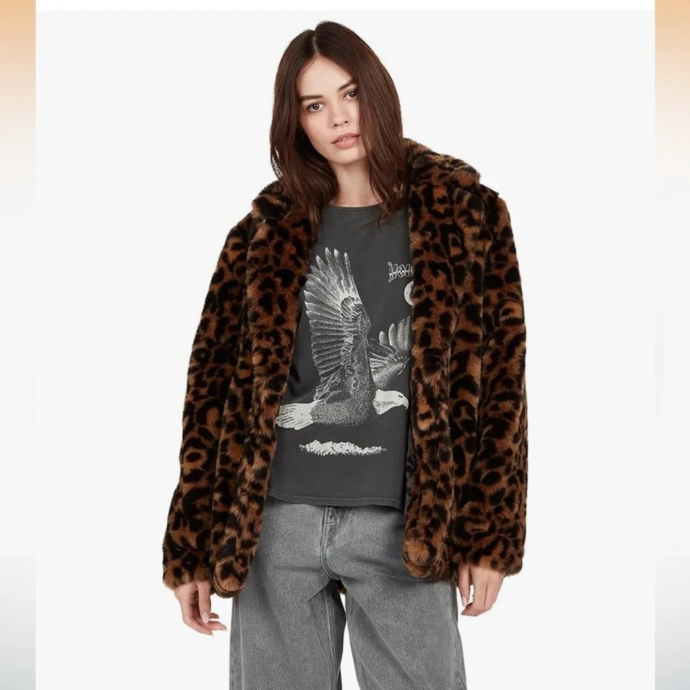 Volcom Stonewild Leopard Print Faux Fur Coat - Picture 2 of 7